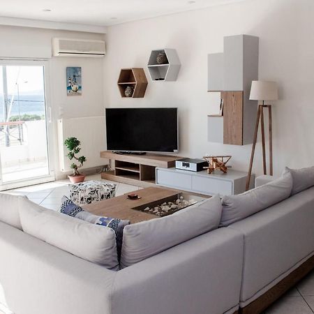 Luxury Seaview Apartment By The Sea Saronida Экстерьер фото